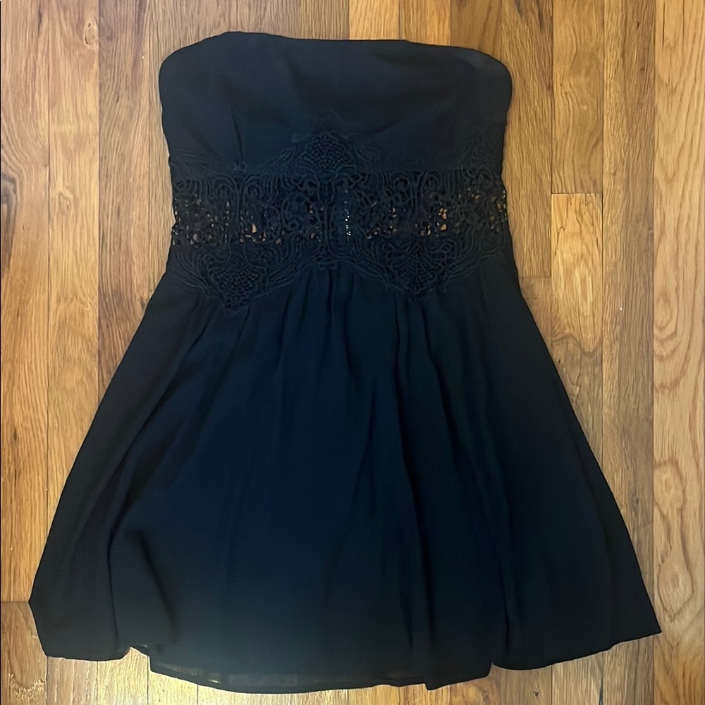 Elegant Black Strapless Dress